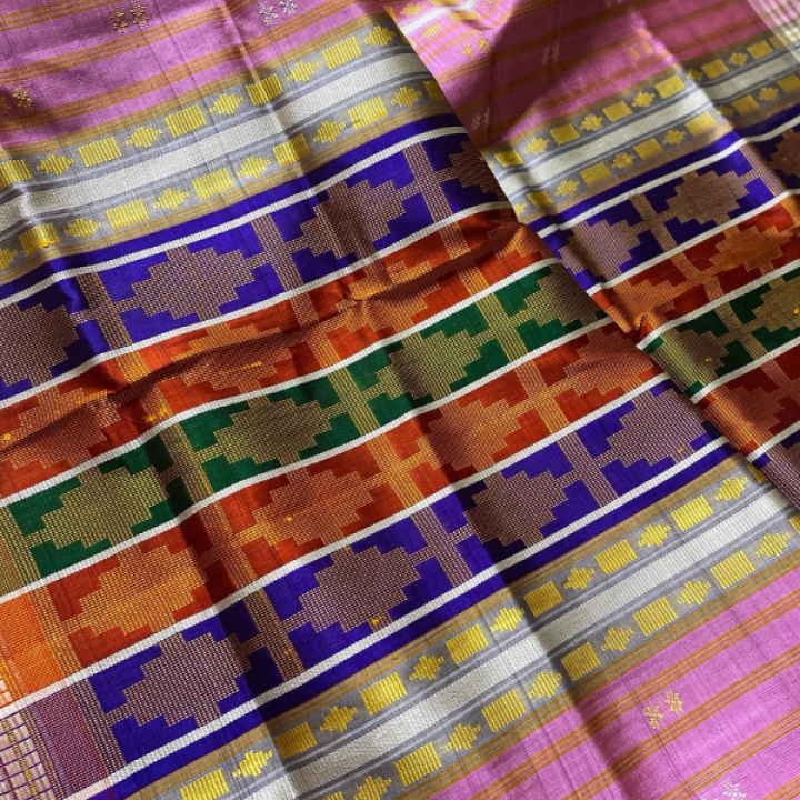 Double Aanchaal Berhampuri Silk Saree with Blouse Piece